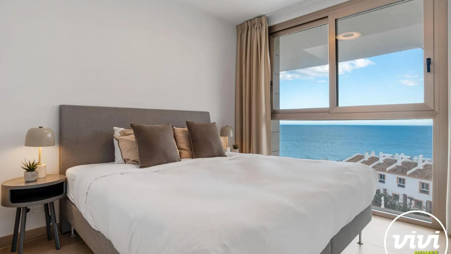 Vivi Homes - Revive MIJAS COSTA 0*,  Spain
